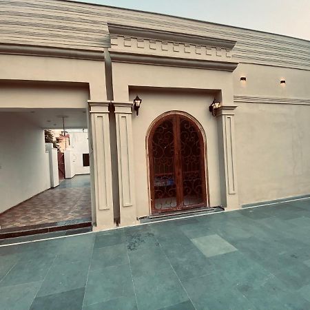 Solitaire Gardens Near Airport Lucknow Dış mekan fotoğraf